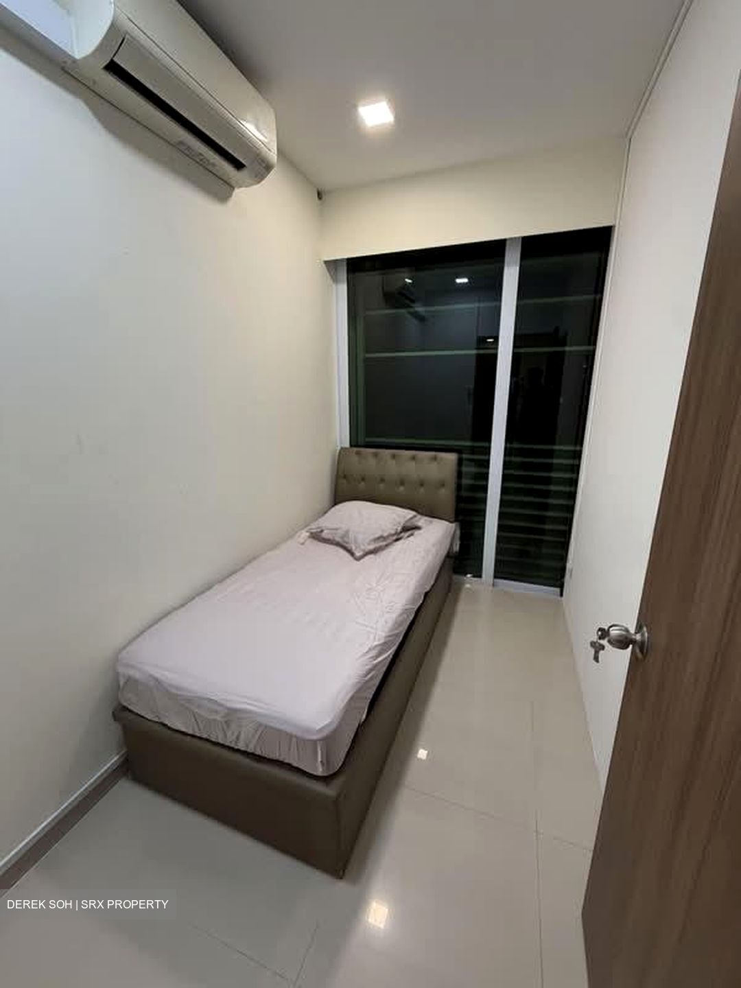 D'Gallery (D14), Apartment #592289331
